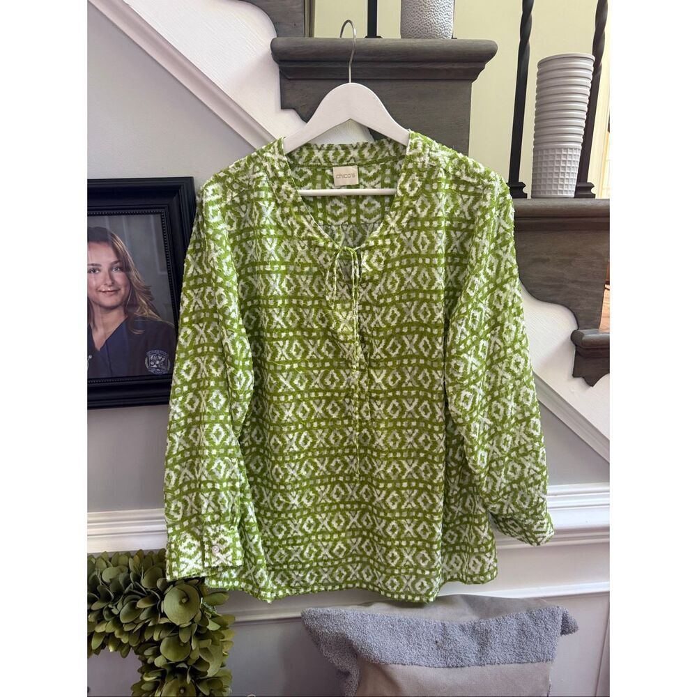 Chico’s Green & White Textured Tunic Blouse sz 16 NWOT